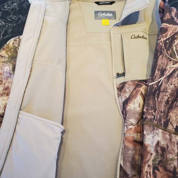 Cabelas hunting camo jacket S - Picture 2 of 3